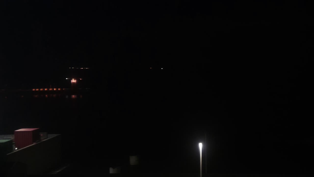 Archiv Foto Webcam Brunsbüttel: Schleusenkammern am Nord-Ostsee Kanal