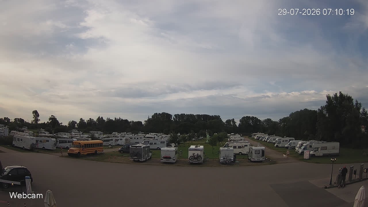 Archived image Webcam Damp: camper van park