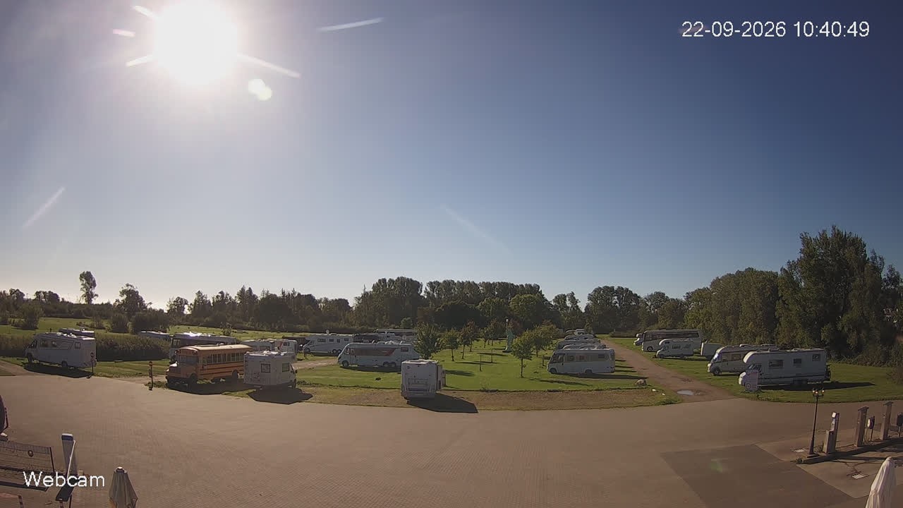 Archived image Webcam Damp: camper van park
