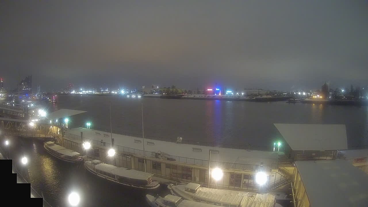 Archiv Foto Webcam Hamburg: Landungsbrücken