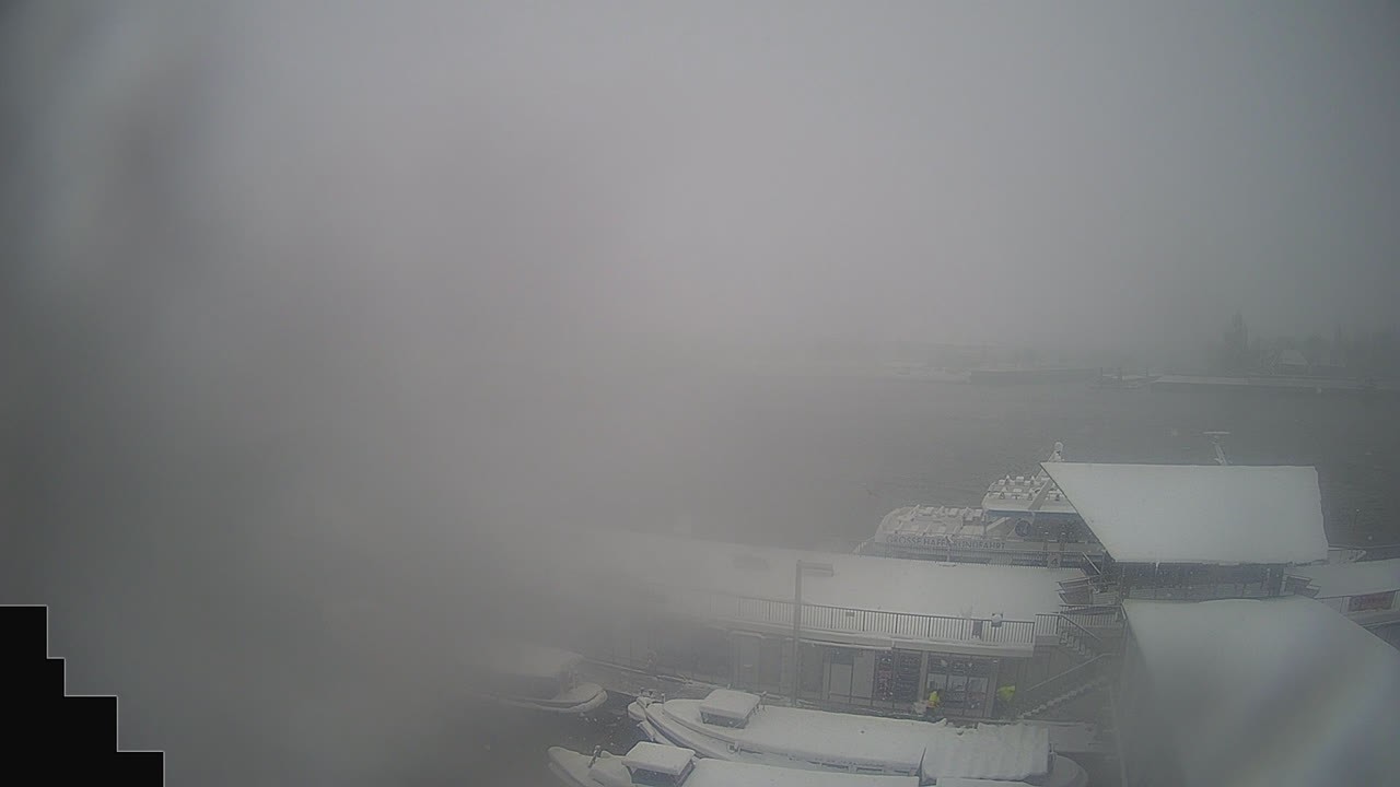 Archiv Foto Webcam Hamburg: Landungsbrücken