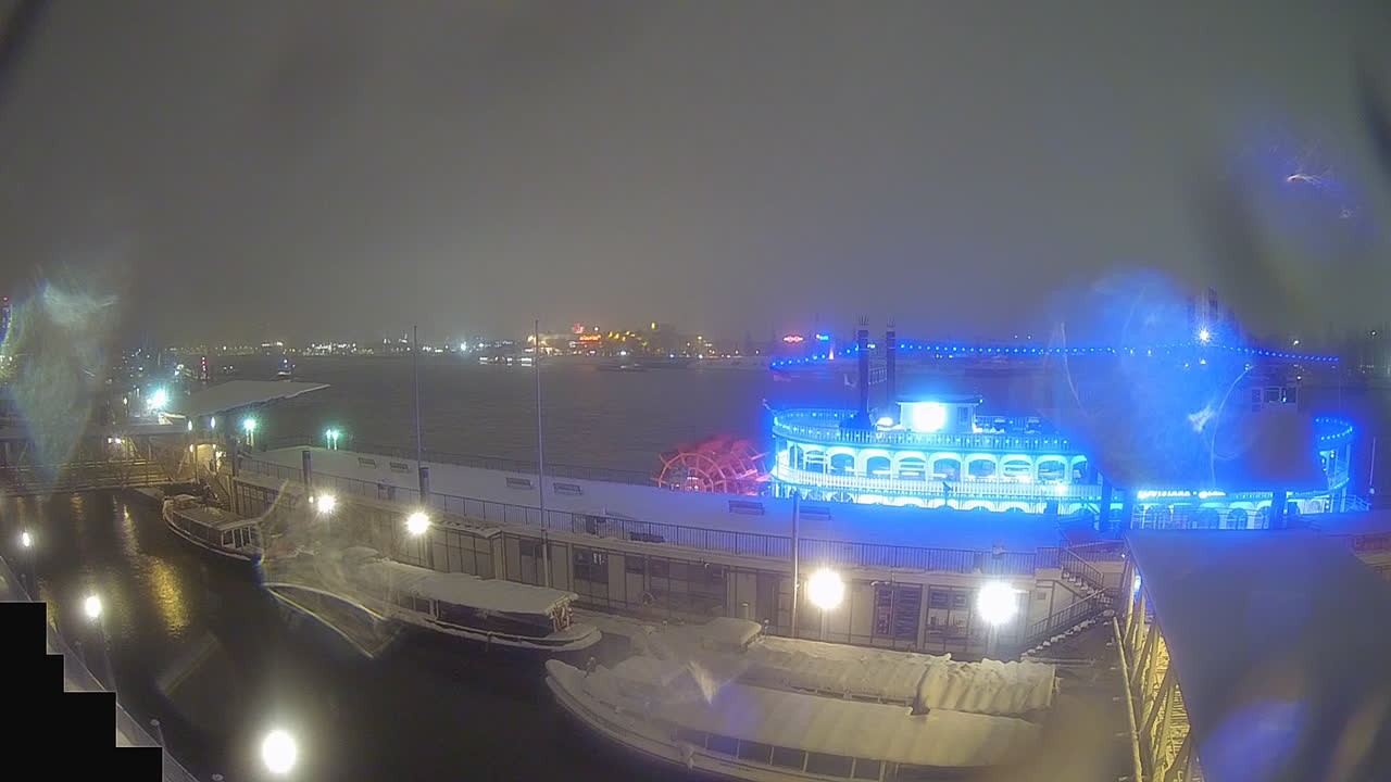 Archiv Foto Webcam Hamburg: Landungsbrücken