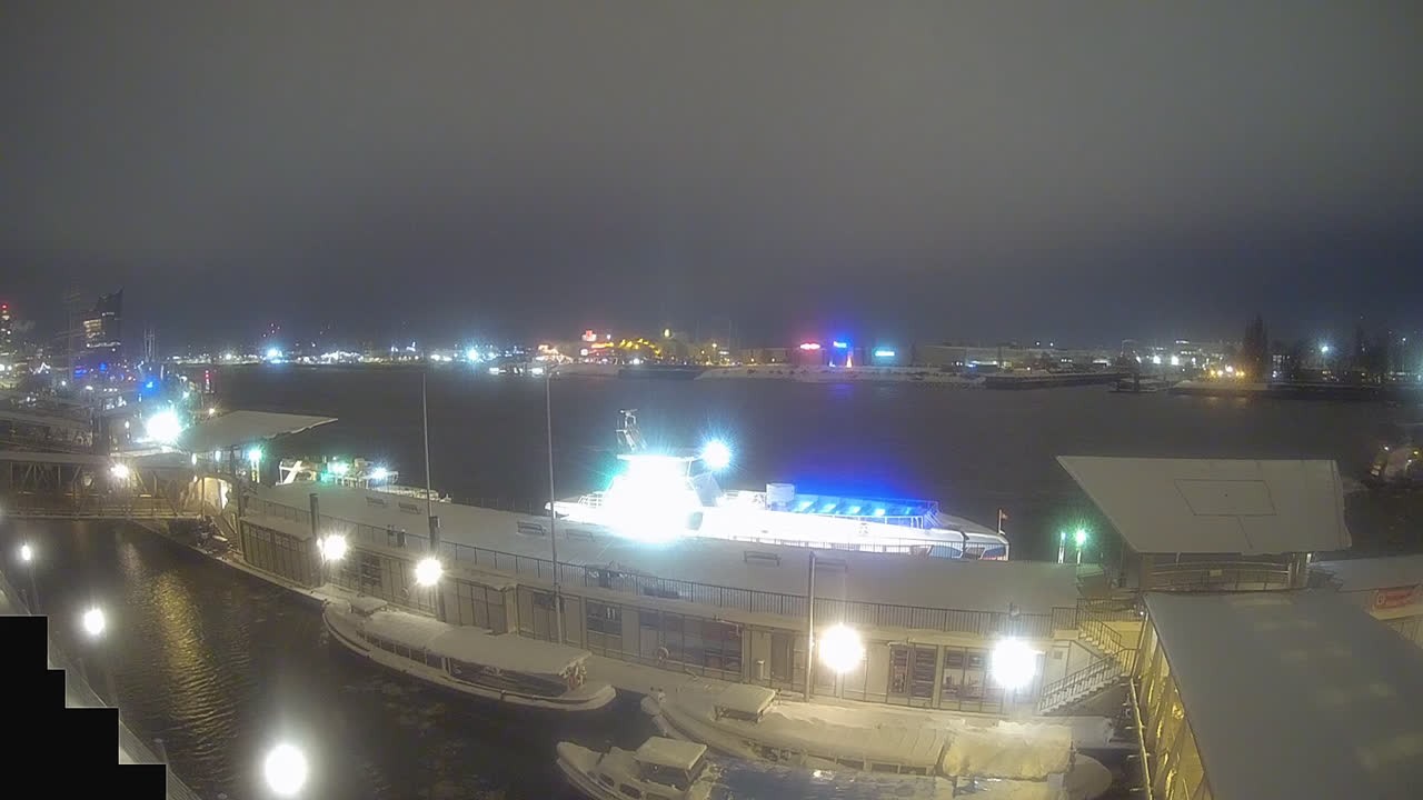 Archiv Foto Webcam Hamburg: Landungsbrücken