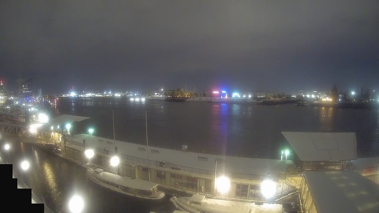 Archiv Foto Webcam Hamburg: Landungsbrücken