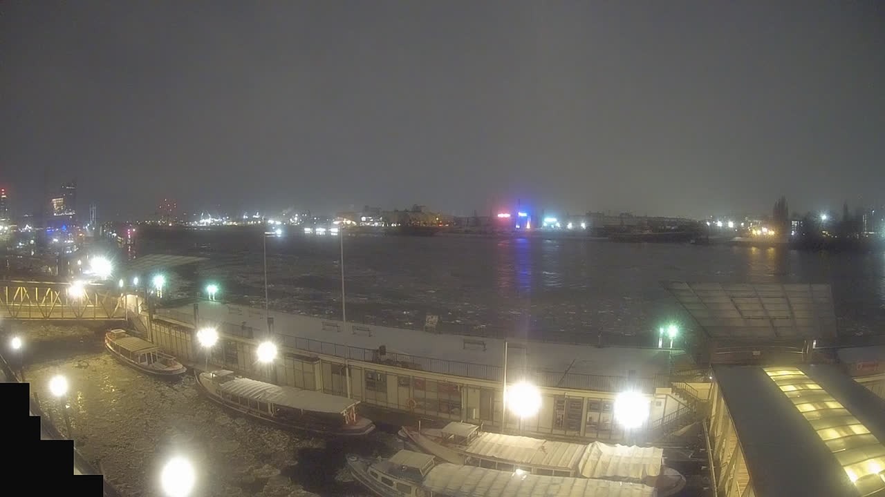Archiv Foto Webcam Hamburg: Landungsbrücken