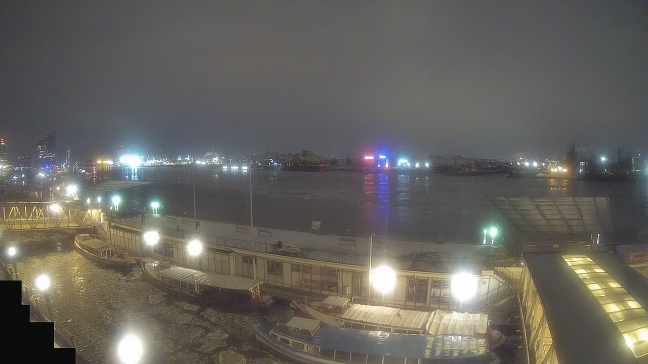 Archiv Foto Webcam Hamburg: Landungsbrücken
