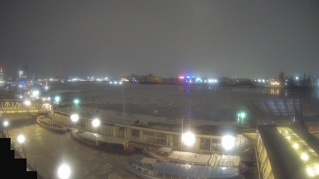 Archiv Foto Webcam Hamburg: Landungsbrücken