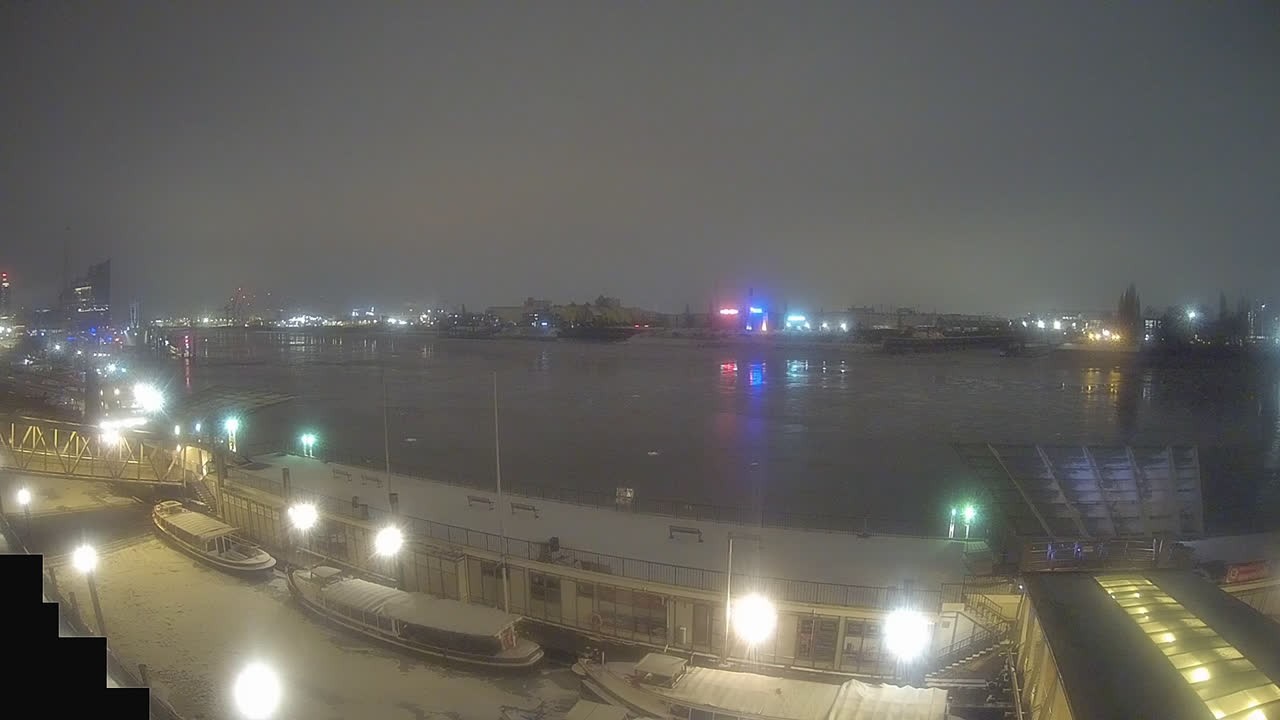 Archiv Foto Webcam Hamburg: Landungsbrücken