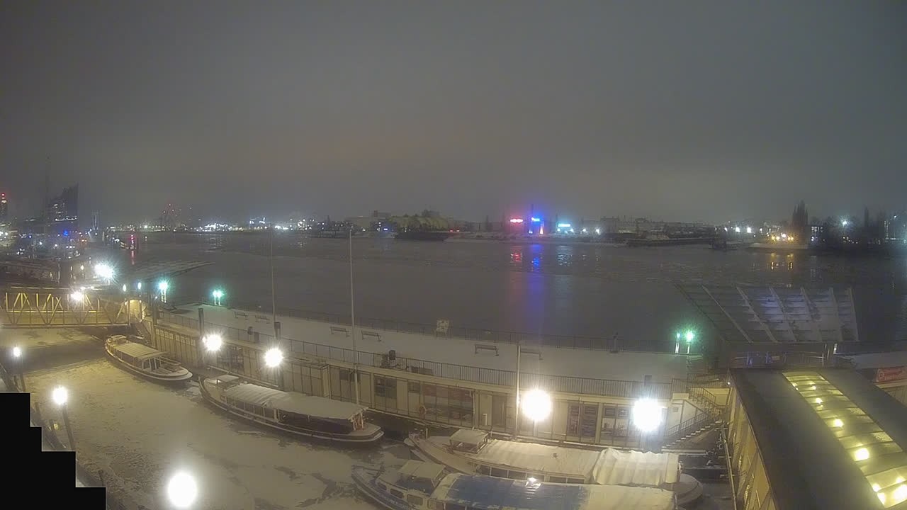 Archiv Foto Webcam Hamburg: Landungsbrücken