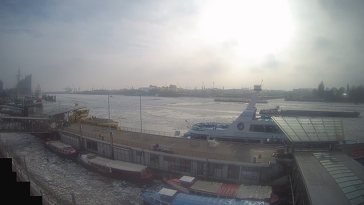 Archived image Webcam Hamburg: Cargo bridges