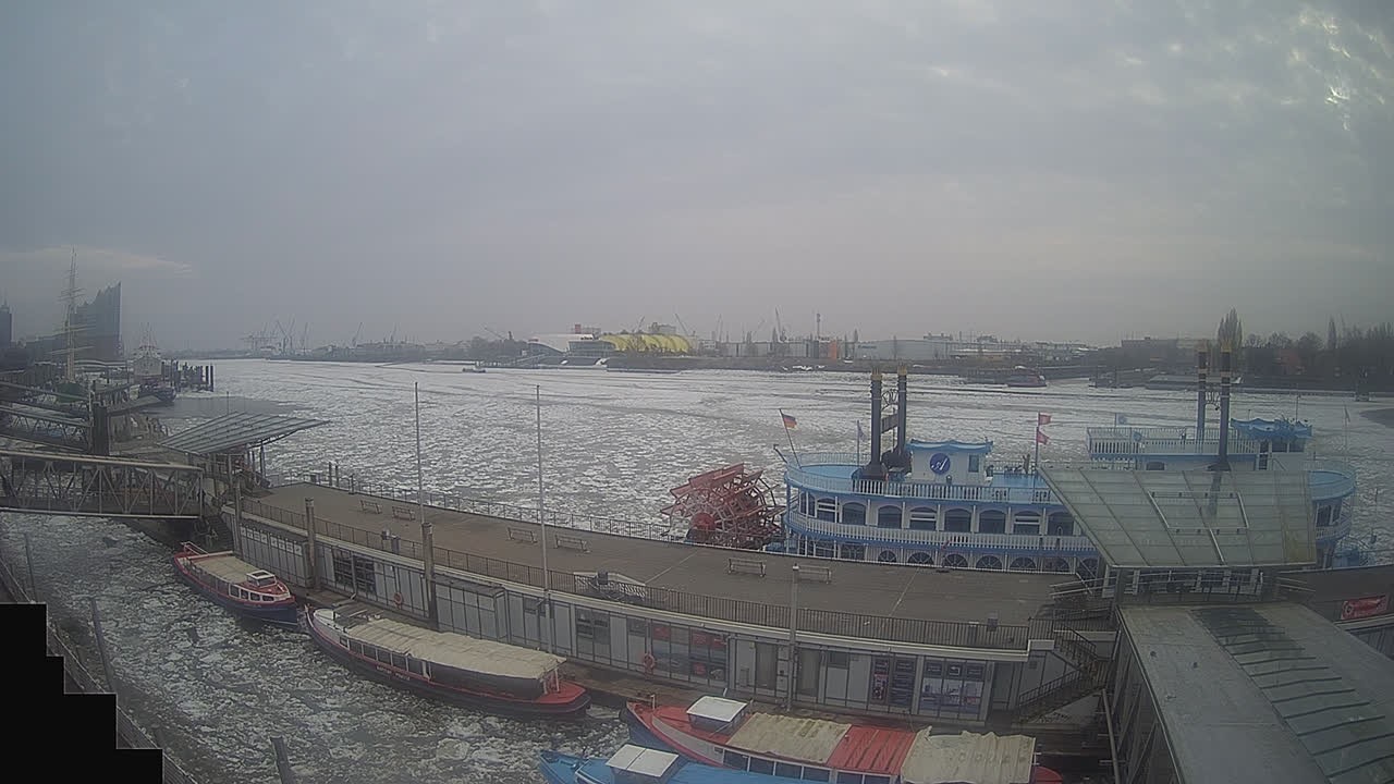 Archived image Webcam Hamburg: Cargo bridges