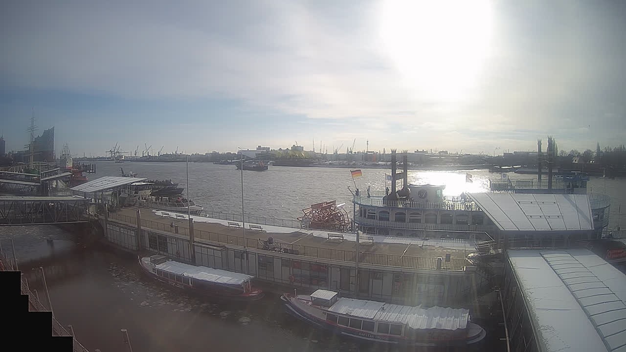 Archived image Webcam Hamburg: Cargo bridges