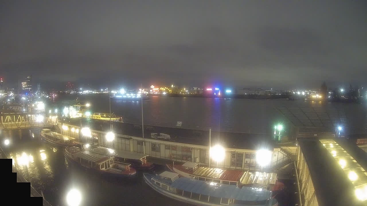 Archiv Foto Webcam Hamburg: Landungsbrücken