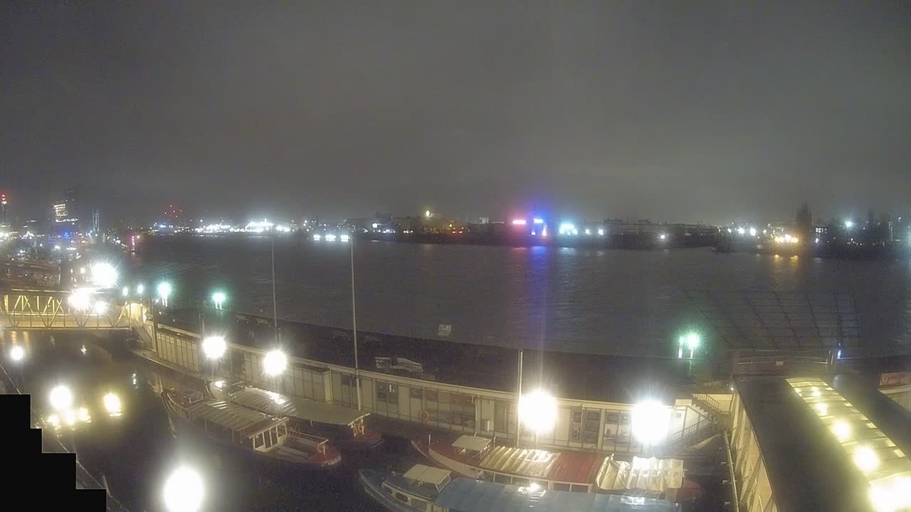 Archiv Foto Webcam Hamburg: Landungsbrücken