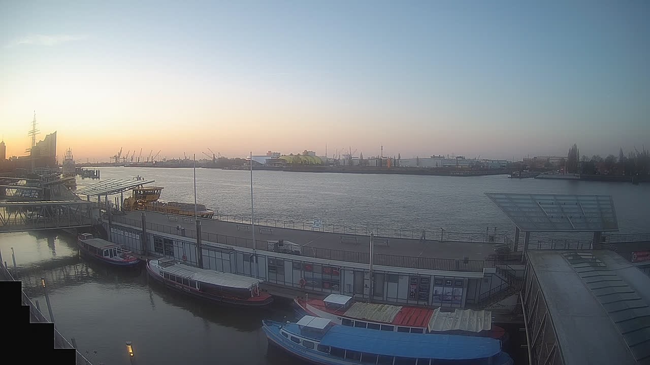 Archived image Webcam Hamburg: Cargo bridges