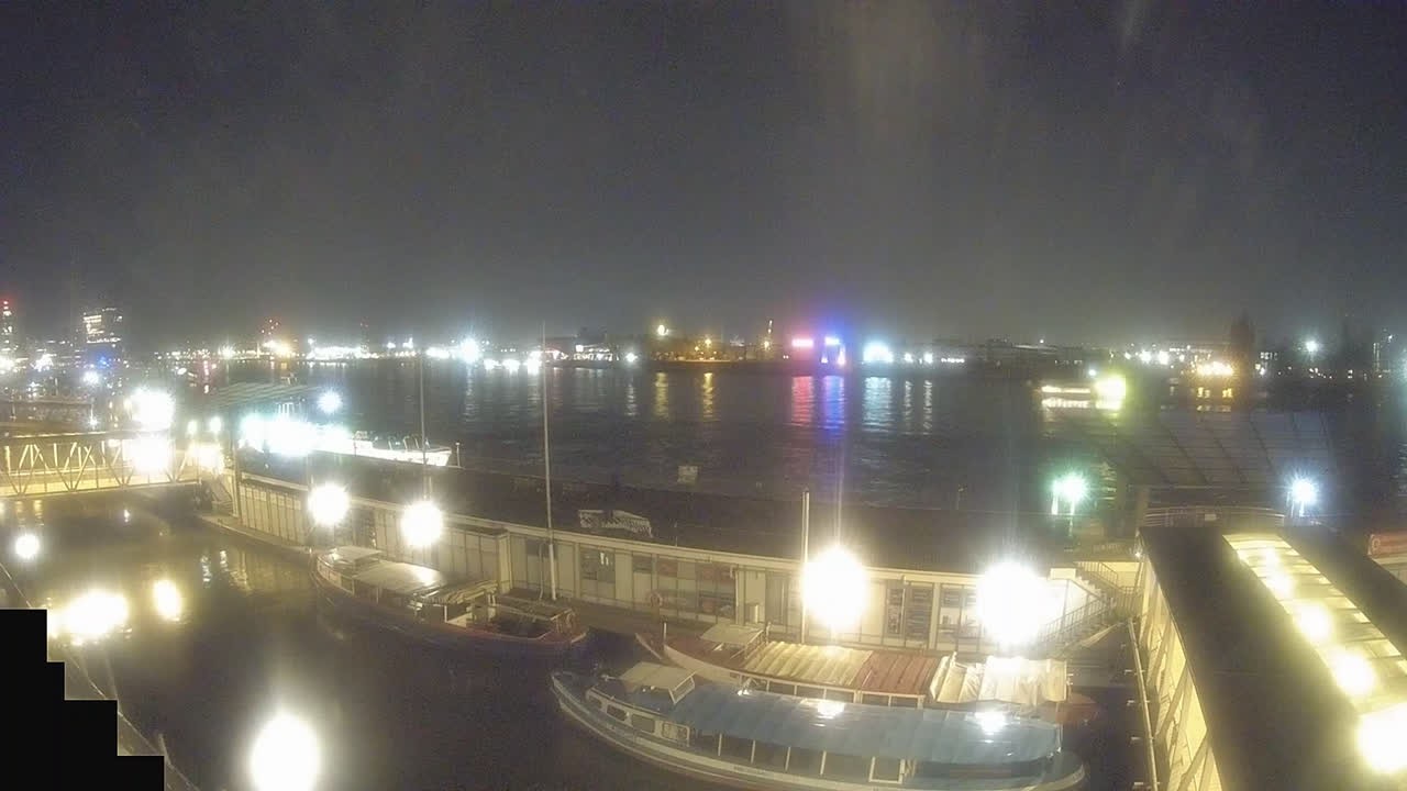 Archiv Foto Webcam Hamburg: Landungsbrücken
