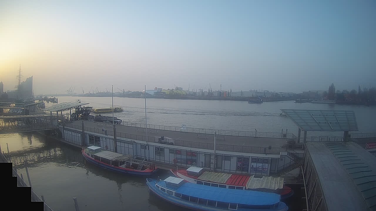Archived image Webcam Hamburg: Cargo bridges