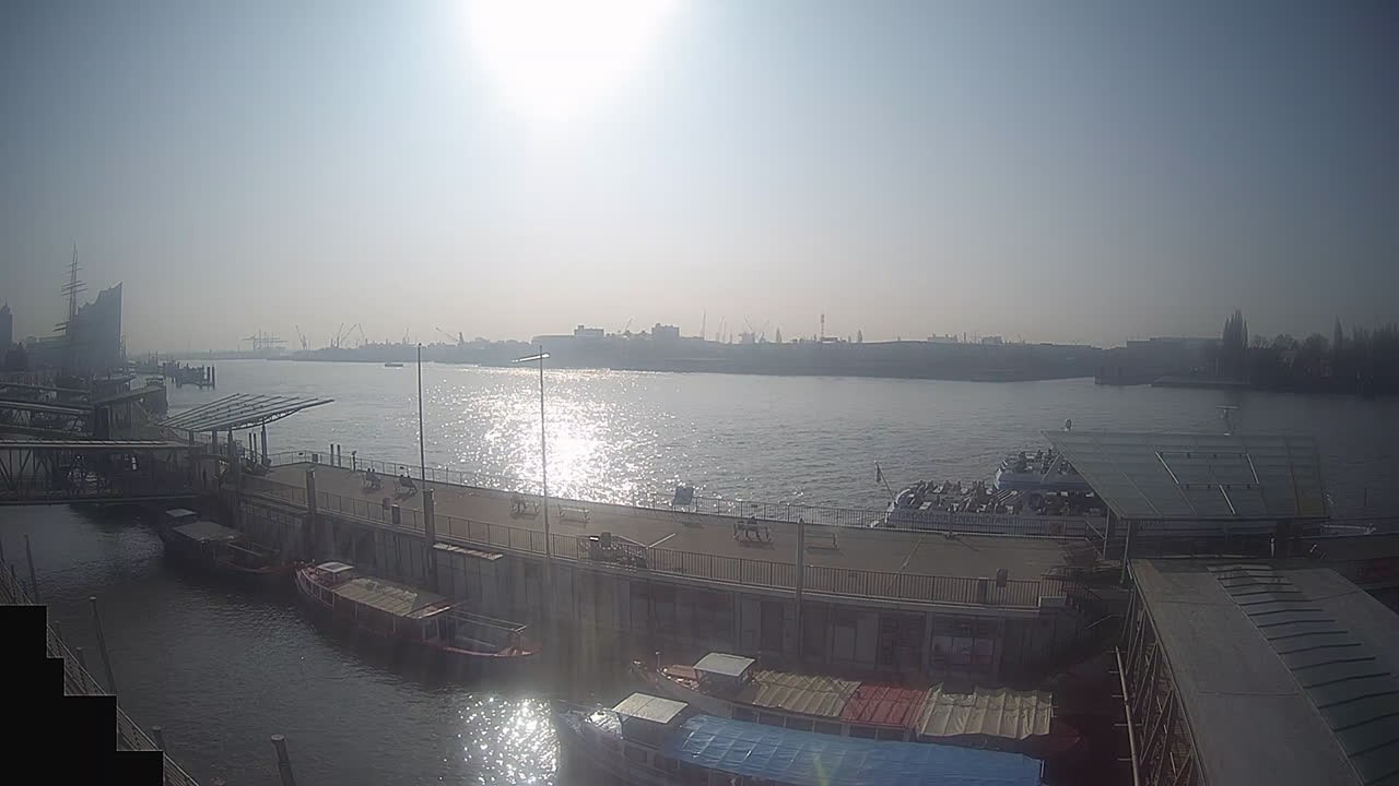Archived image Webcam Hamburg: Cargo bridges