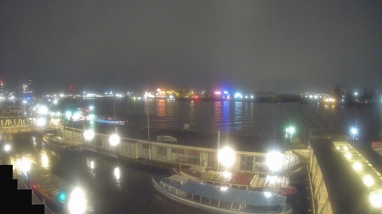 Archiv Foto Webcam Hamburg: Landungsbrücken