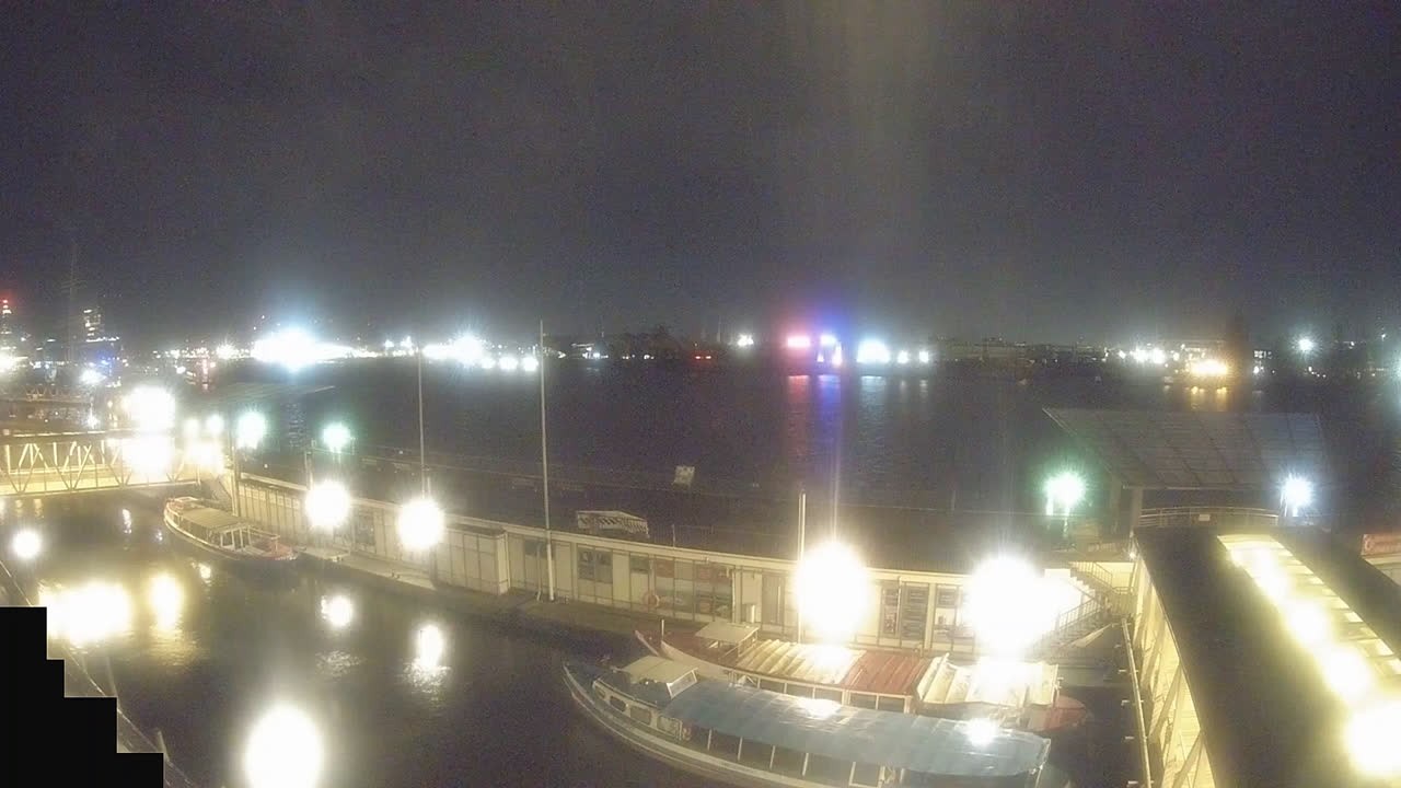 Archiv Foto Webcam Hamburg: Landungsbrücken