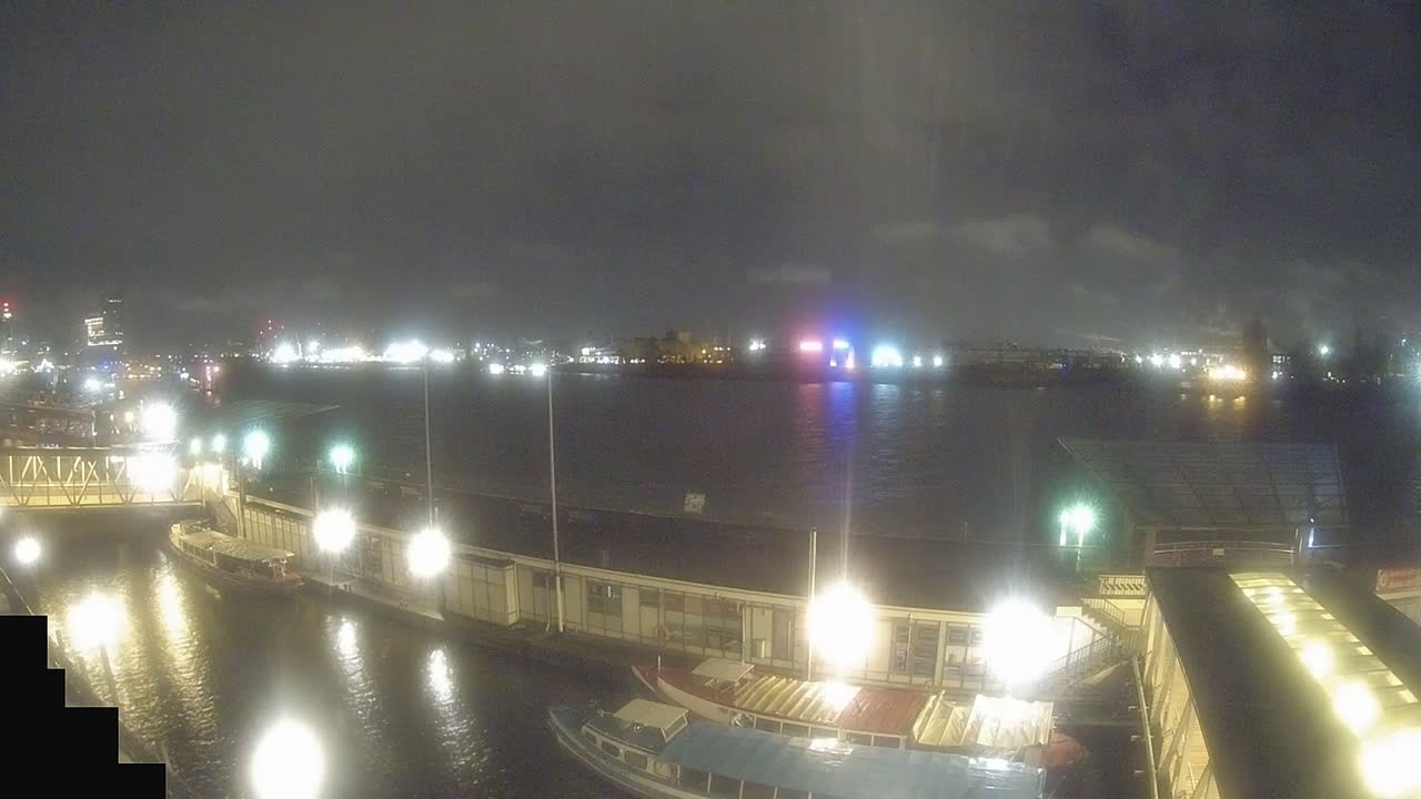 Archiv Foto Webcam Hamburg: Landungsbrücken