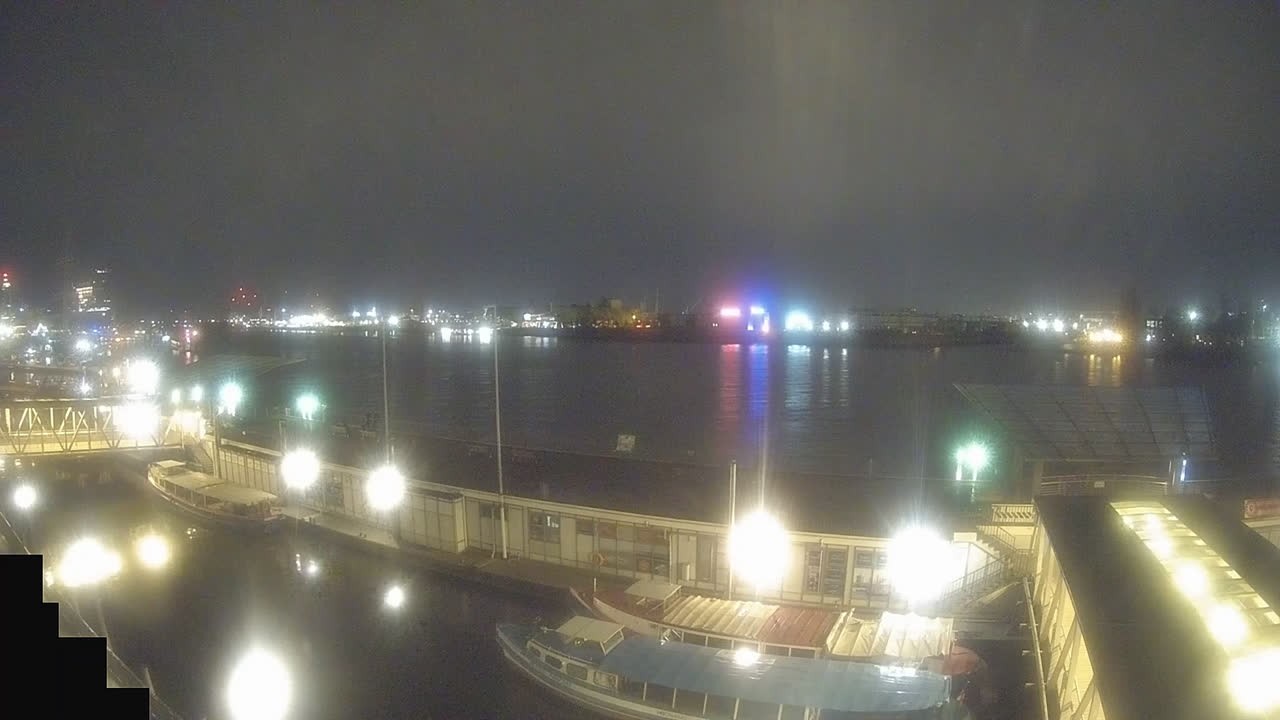 Archiv Foto Webcam Hamburg: Landungsbrücken
