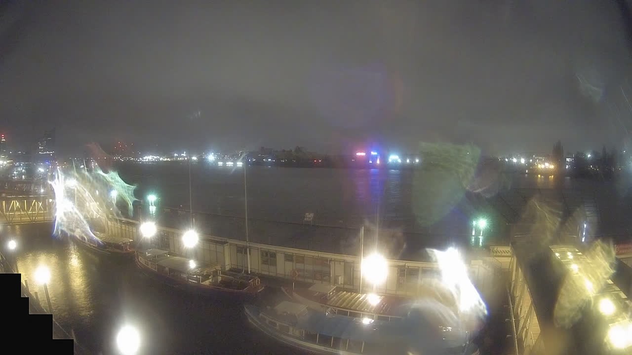 Archiv Foto Webcam Hamburg: Landungsbrücken