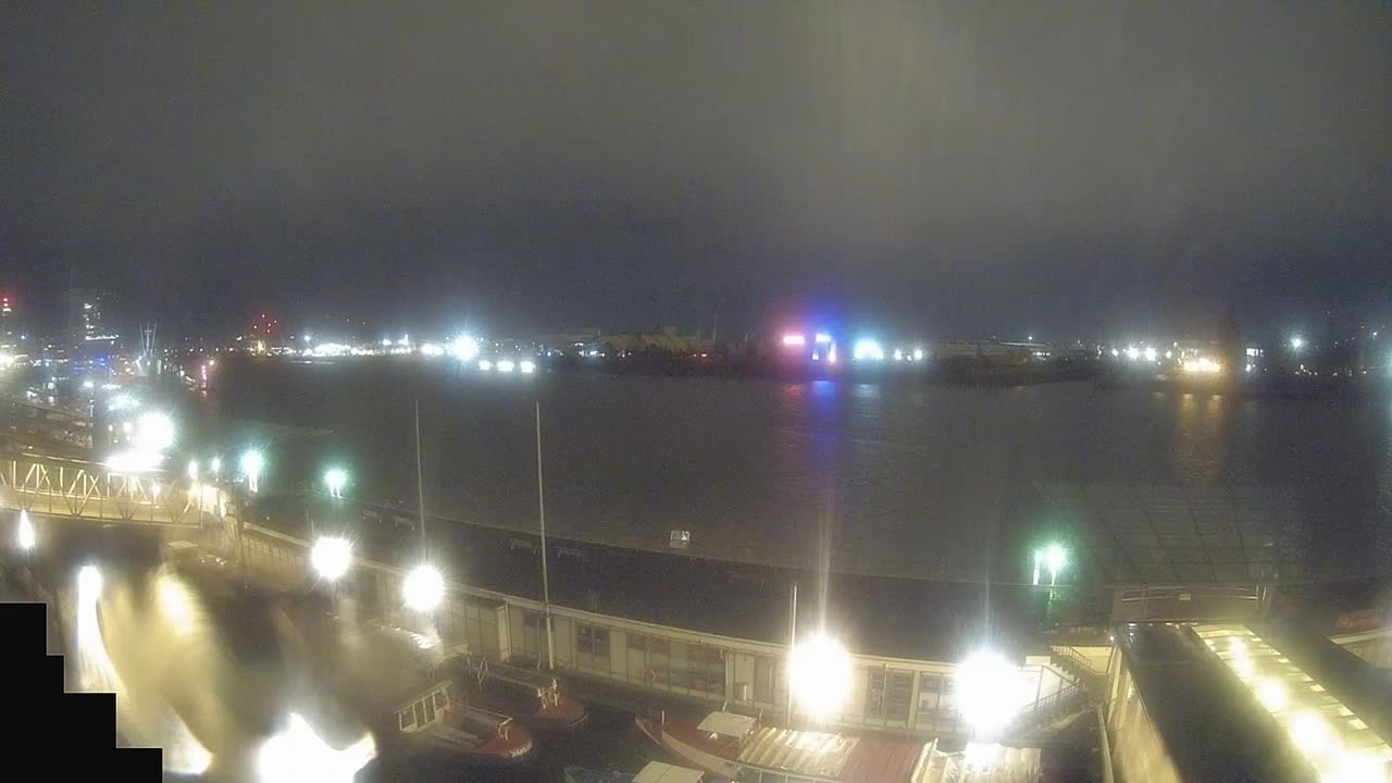 Archived image Webcam Hamburg: Cargo bridges