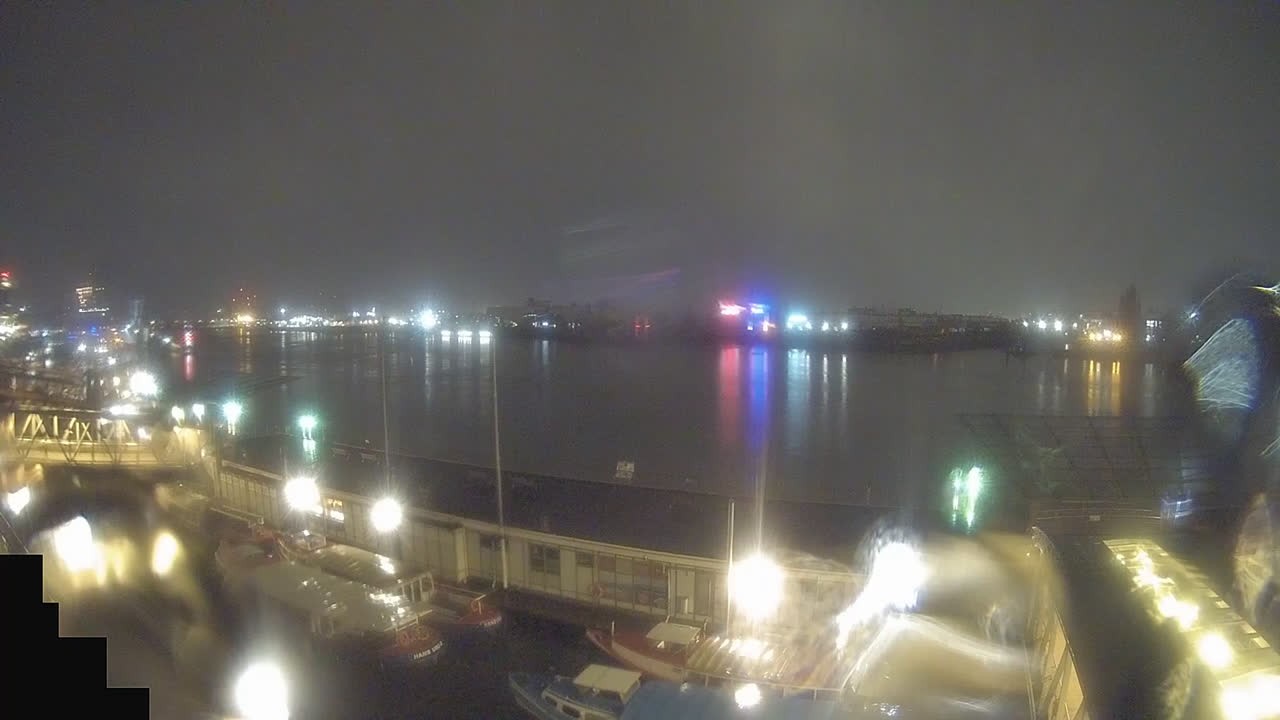 Archiv Foto Webcam Hamburg: Landungsbrücken