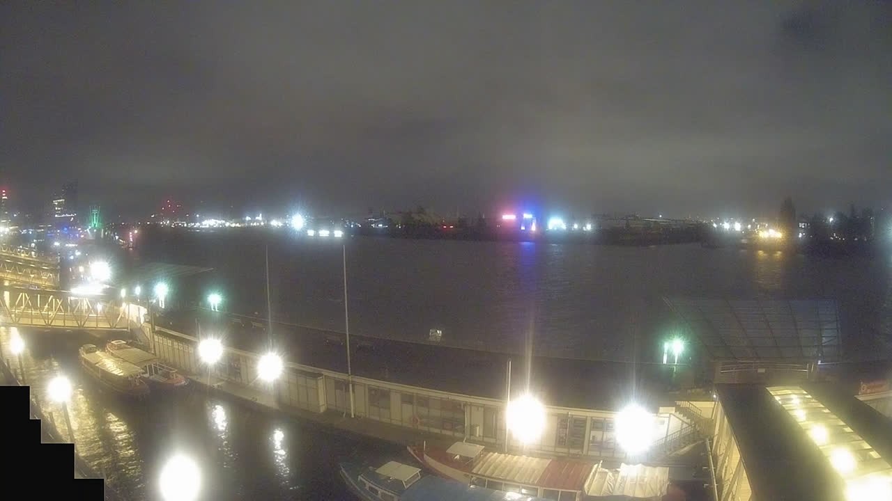 Archiv Foto Webcam Hamburg: Landungsbrücken