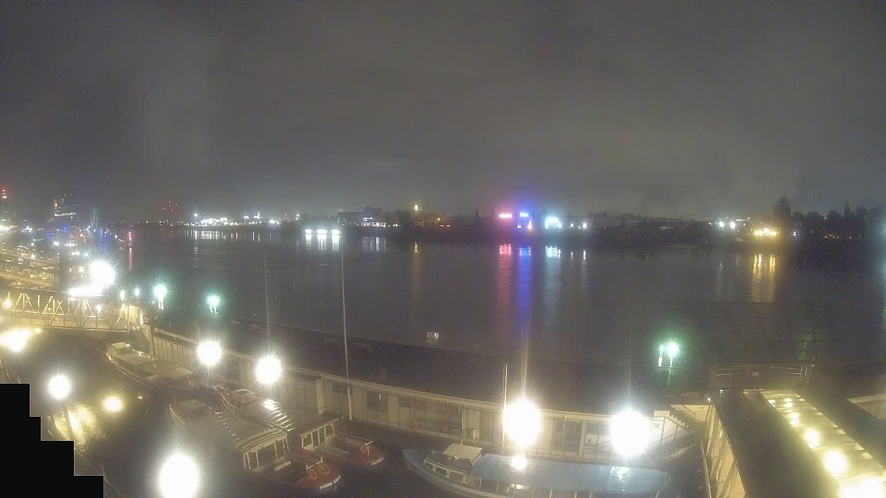 Archiv Foto Webcam Hamburg: Landungsbrücken