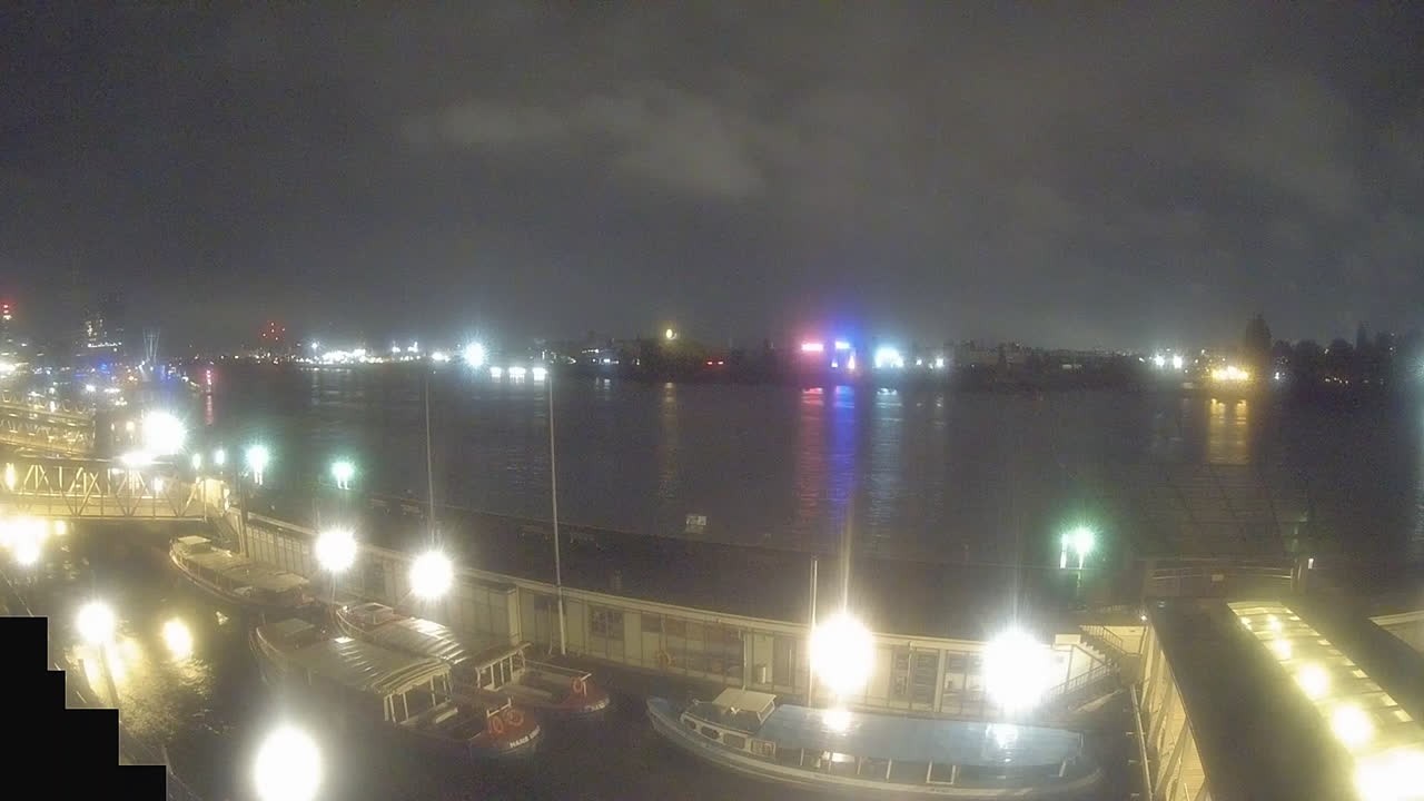Archiv Foto Webcam Hamburg: Landungsbrücken