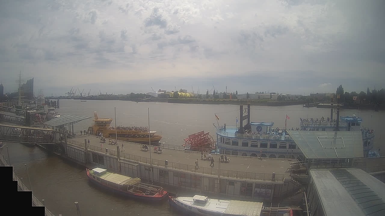 Archived image Webcam Hamburg: Cargo bridges