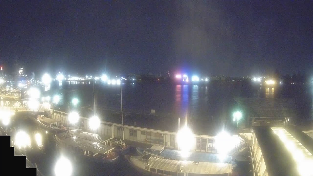 Archived image Webcam Hamburg: Cargo bridges