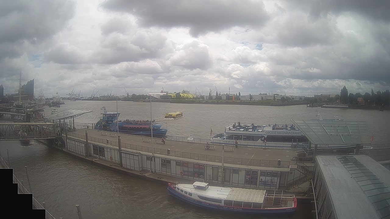 Archived image Webcam Hamburg: Cargo bridges