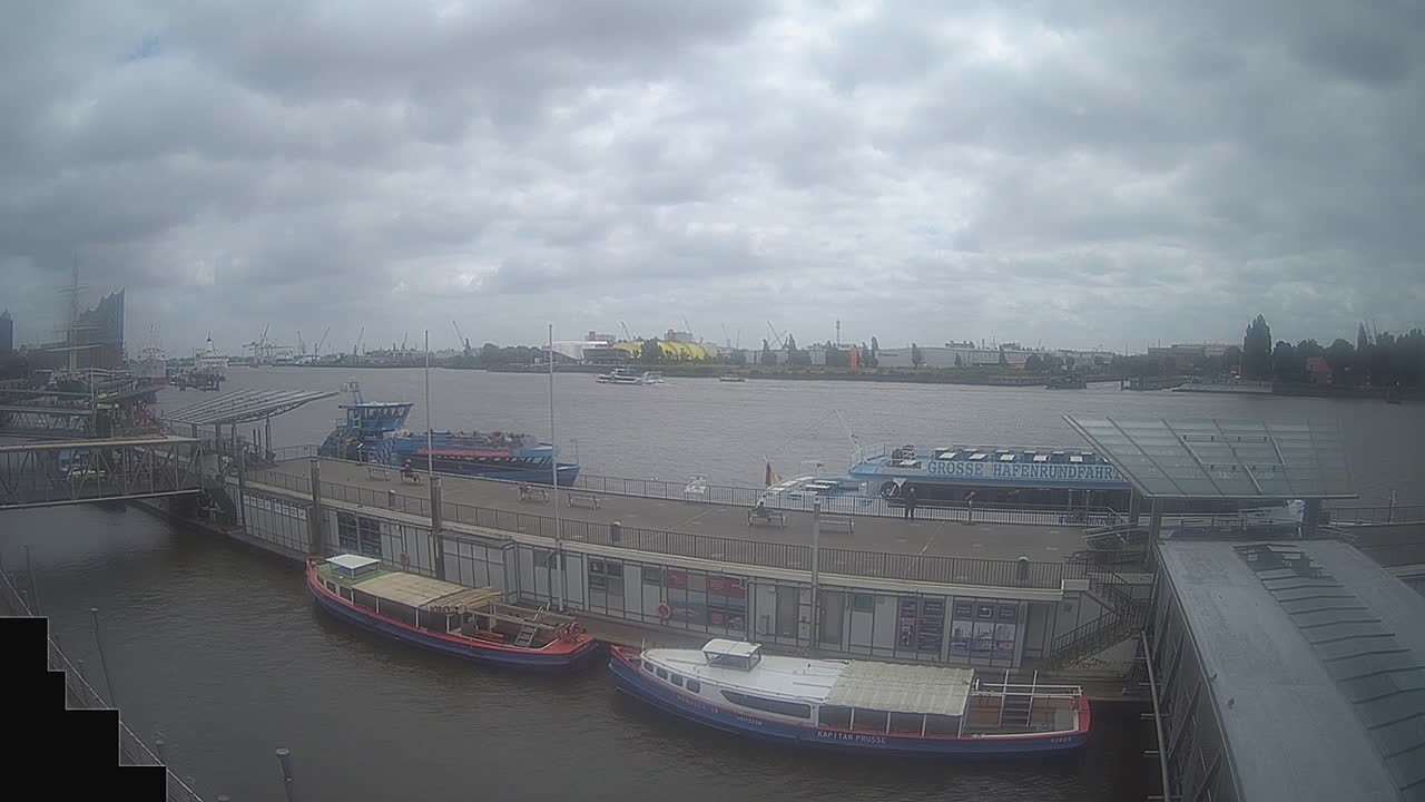 Archived image Webcam Hamburg: Cargo bridges