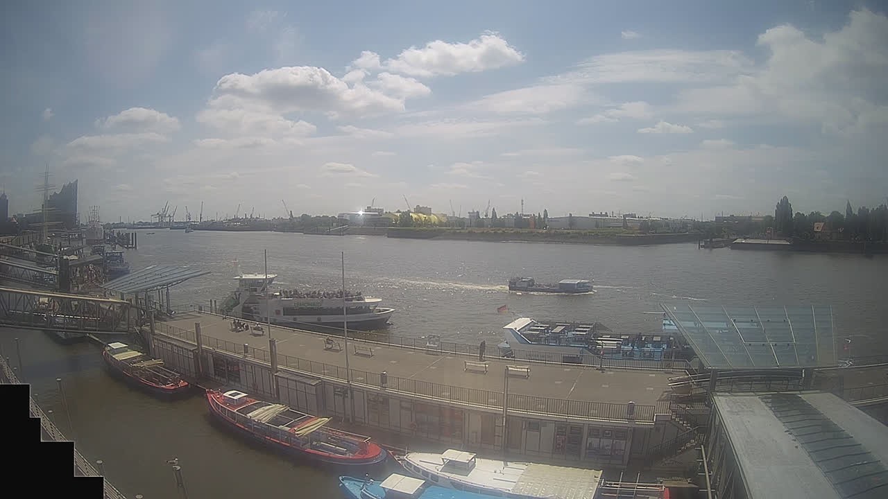 Archived image Webcam Hamburg: Cargo bridges