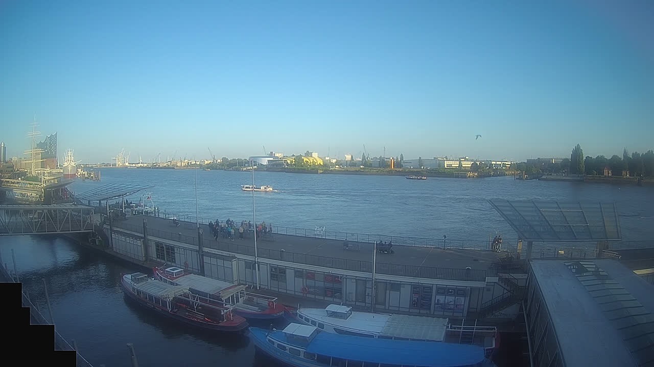 Archived image Webcam Hamburg: Cargo bridges
