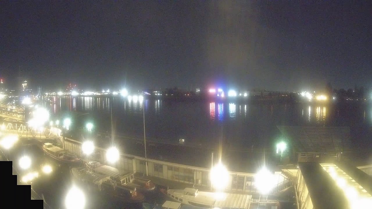 Archived image Webcam Hamburg: Cargo bridges
