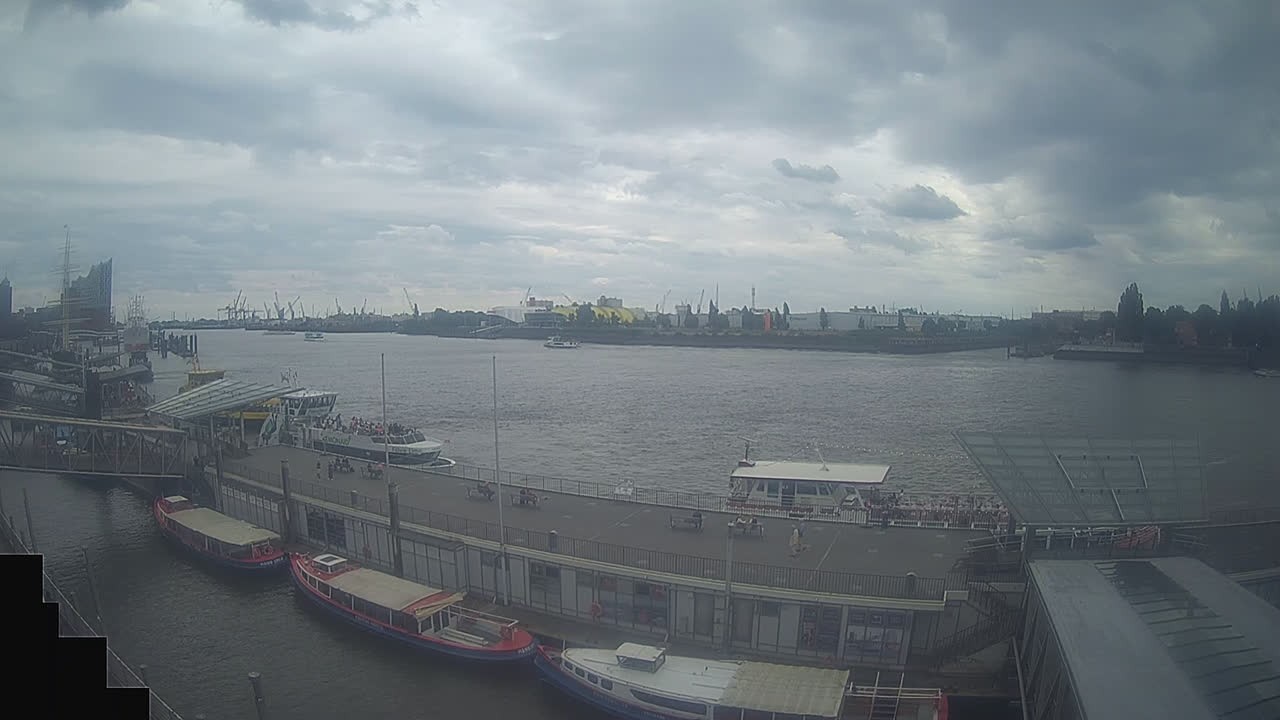 Archived image Webcam Hamburg: Cargo bridges