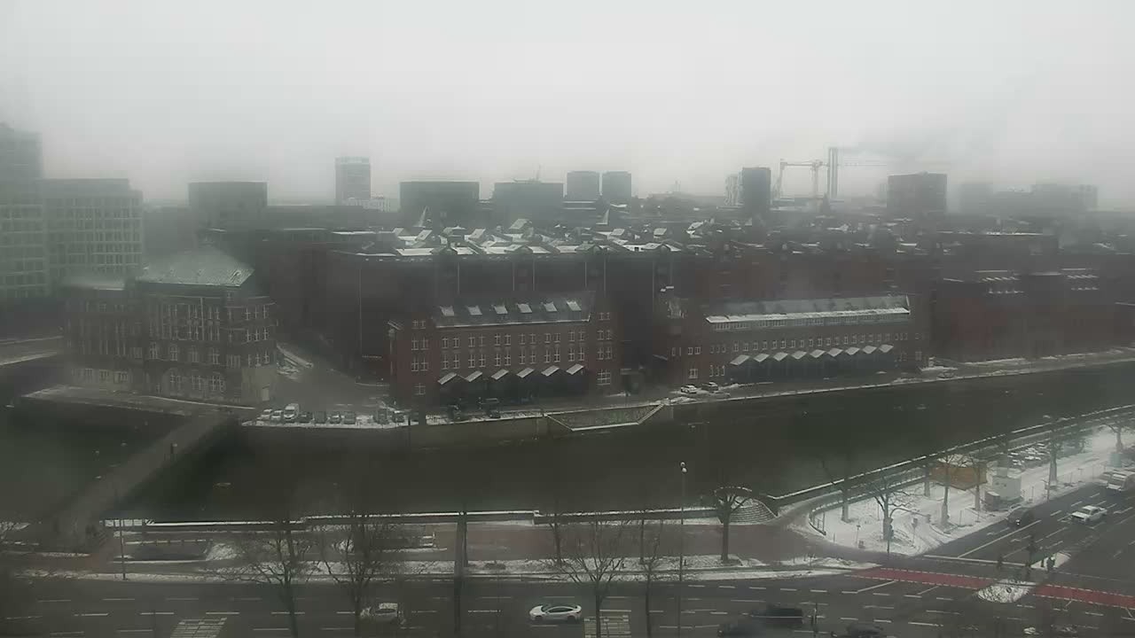 Archived image Webcam Hamburg: At the Chile House