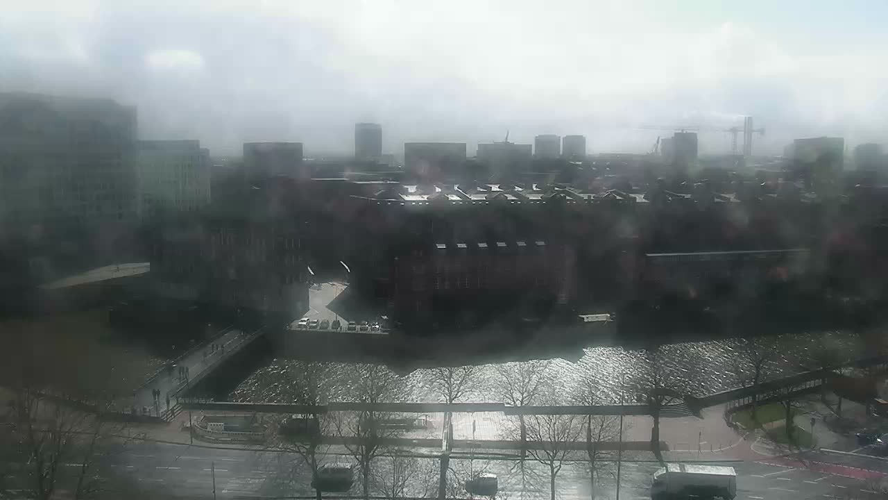 Archived image Webcam Hamburg: At the Chile House