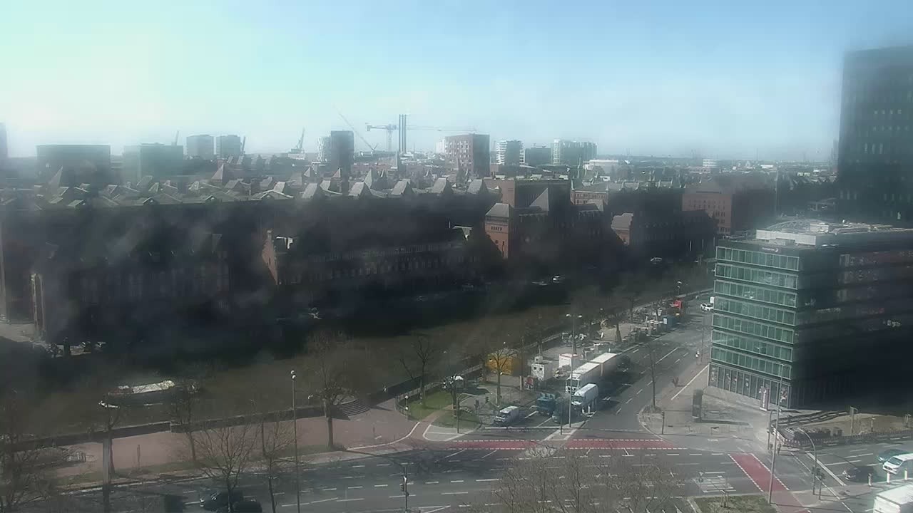Archived image Webcam Hamburg: At the Chile House