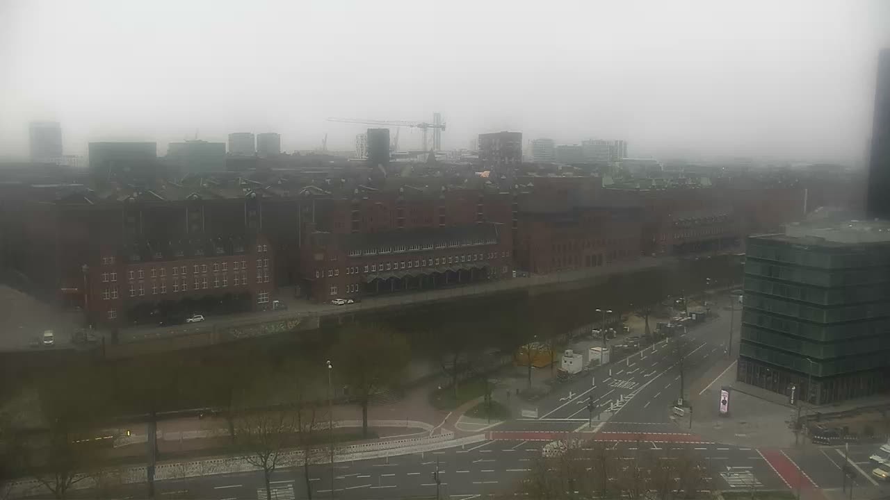 Archived image Webcam Hamburg: At the Chile House