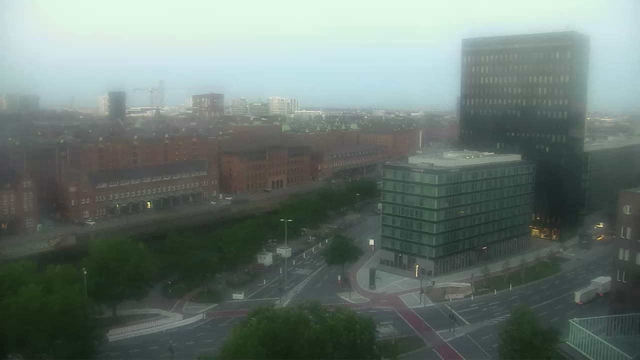 Archived image Webcam Hamburg: At the Chile House