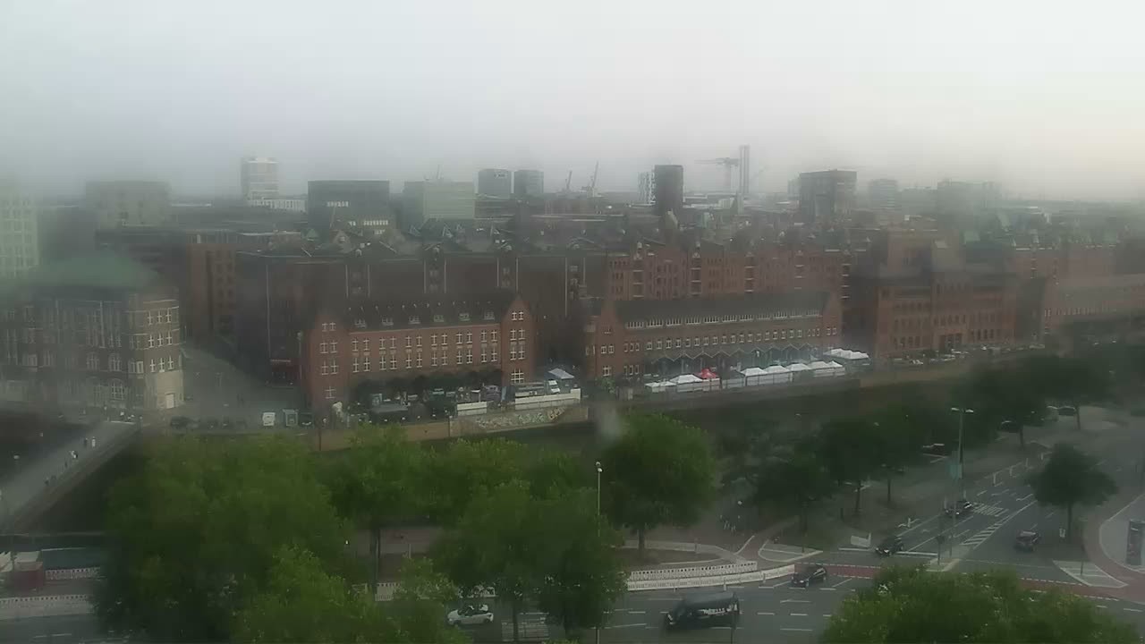 Archived image Webcam Hamburg: At the Chile House