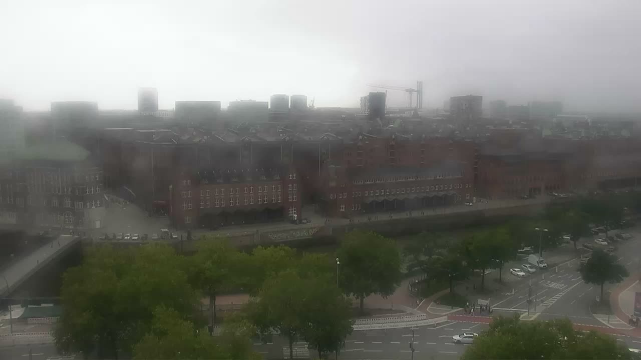 Archived image Webcam Hamburg: At the Chile House