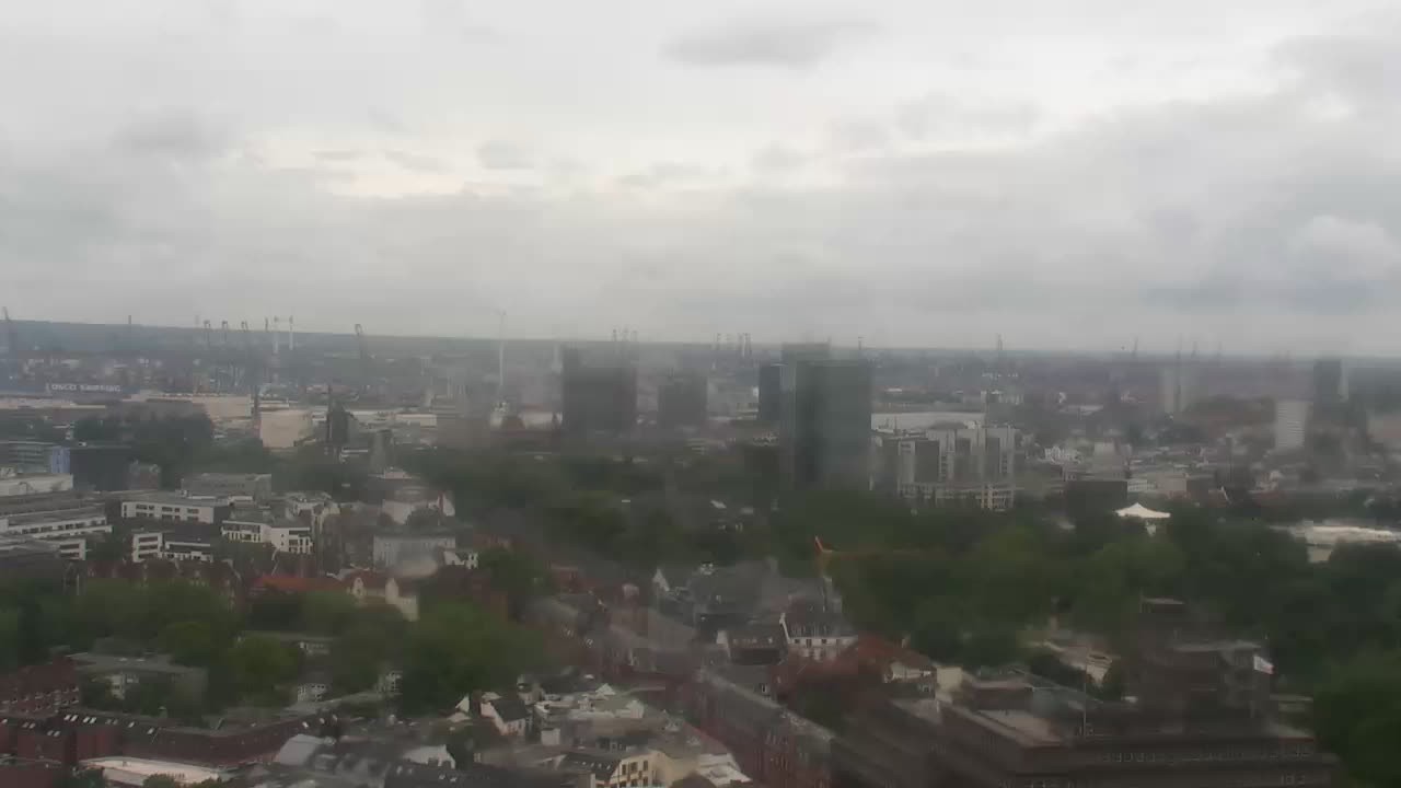 Archived image Webcam Hamburg: Emporio Tower