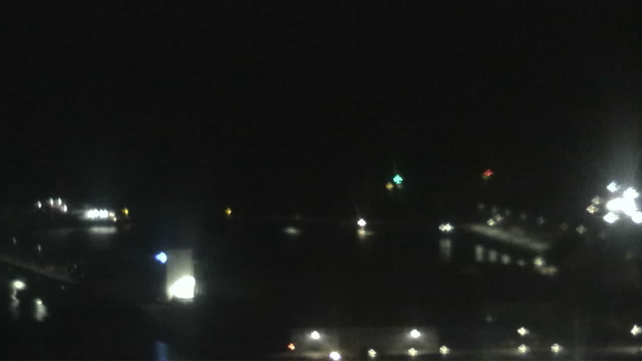 Archiv Foto Webcam Helgoland: Blick auf die Ladungsbrücke