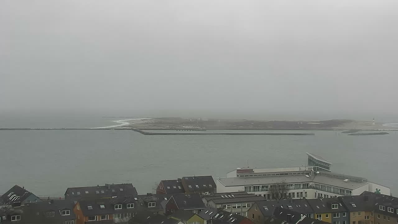 Archiv Foto Webcam Helgoland: Blick auf die Ladungsbrücke